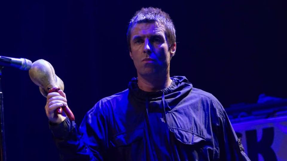 Kaum zu glauben, was ein Fan zum Konzert von Liam Gallagher mitbrachte