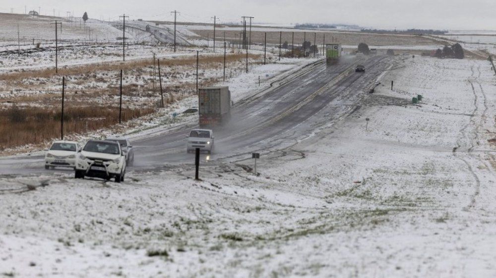 Starke Schneefälle sorgen für Verkehrschaos in Südafrika