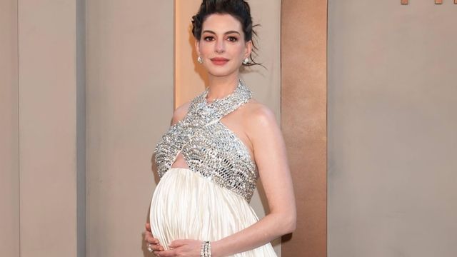 Anne Hathaway on Pregnancy at 43: 