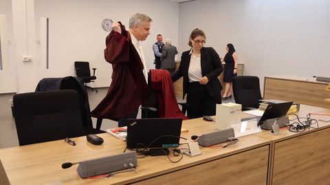 Terrorprozess in Dresden - Angeklagter Iraker schweigt