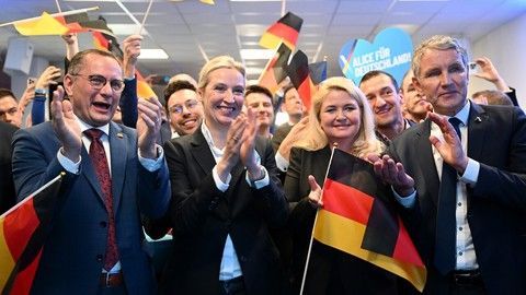 Rechtsruck in Deutschland - AfD feiert enormen Stimmenzuwachs