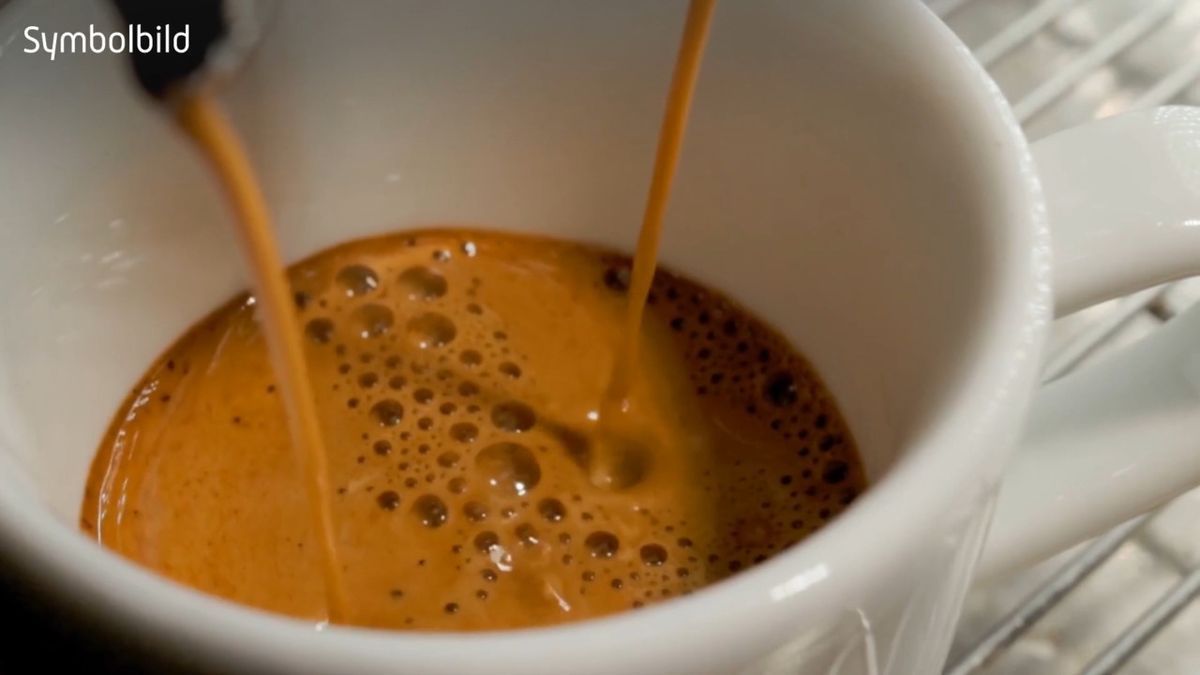 Does coffee in the morning dispel worries and sorrows? What science says