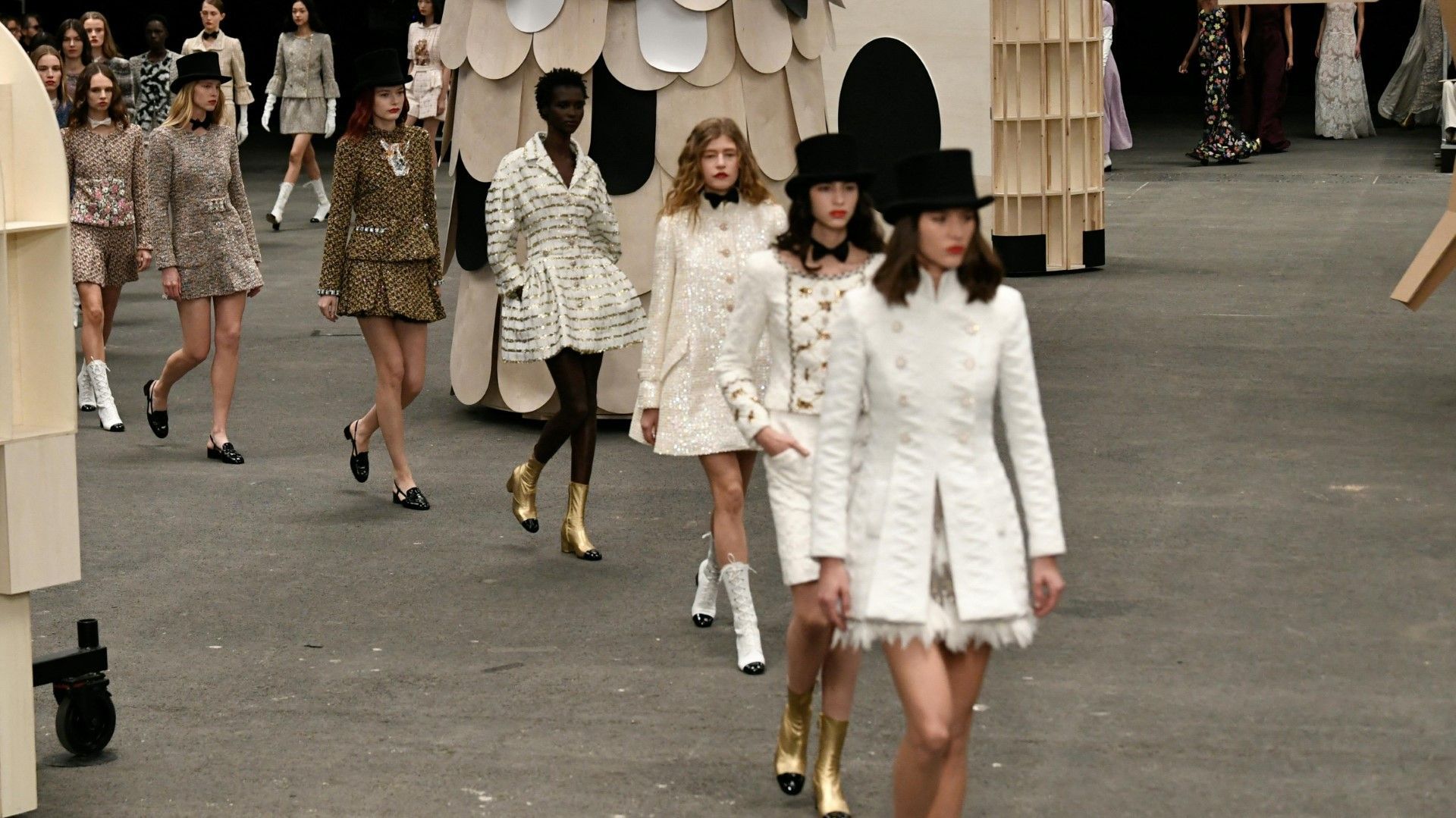 Chanel shows elegant haute couture at fashion week in Paris