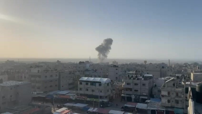 Smoke rises over Rafah, following air strikes