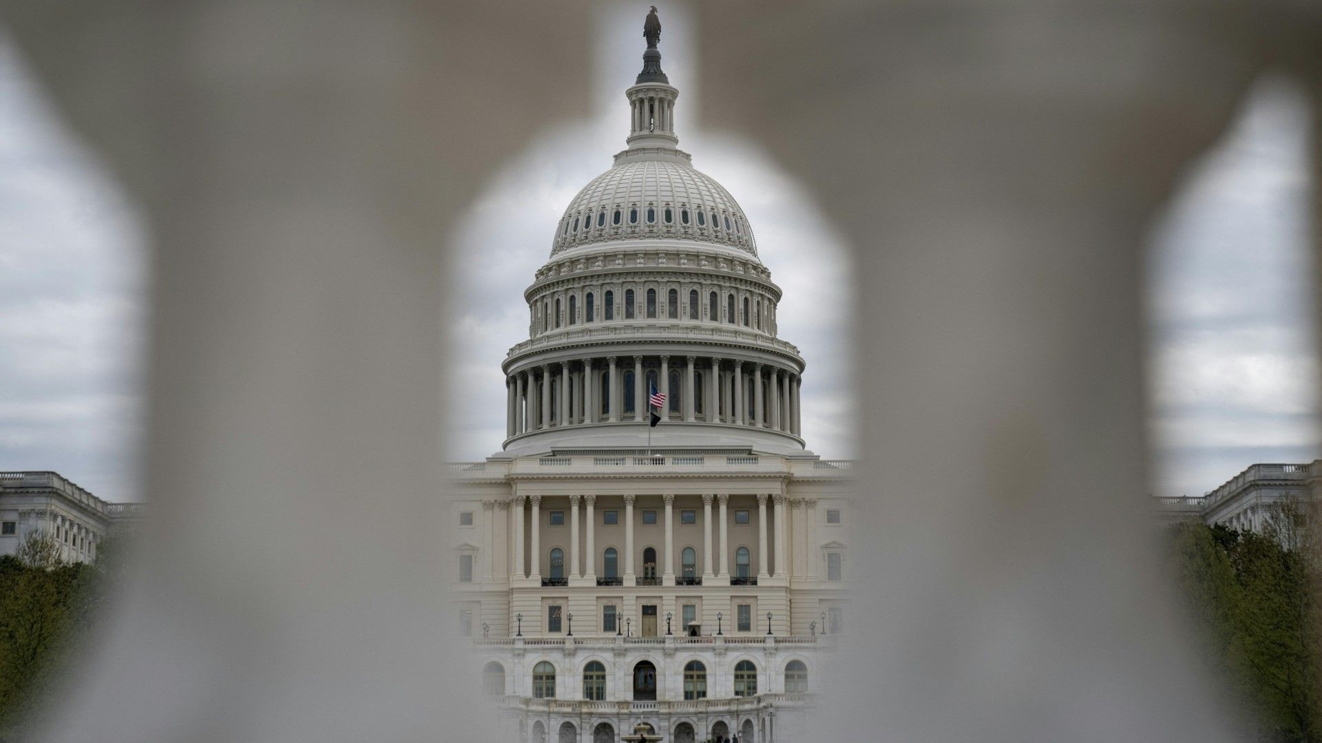 US-Repräsentantenhaus stimmt für Milliardenhilfen für die Ukraine