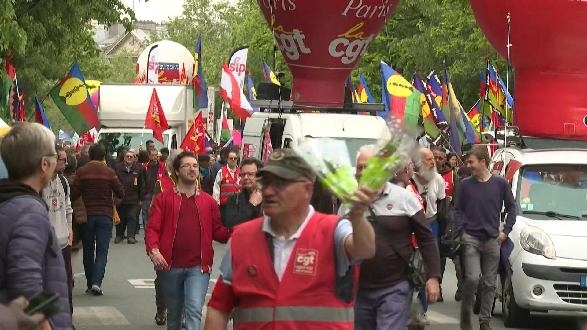 International Workers' Day rally begins in Paris