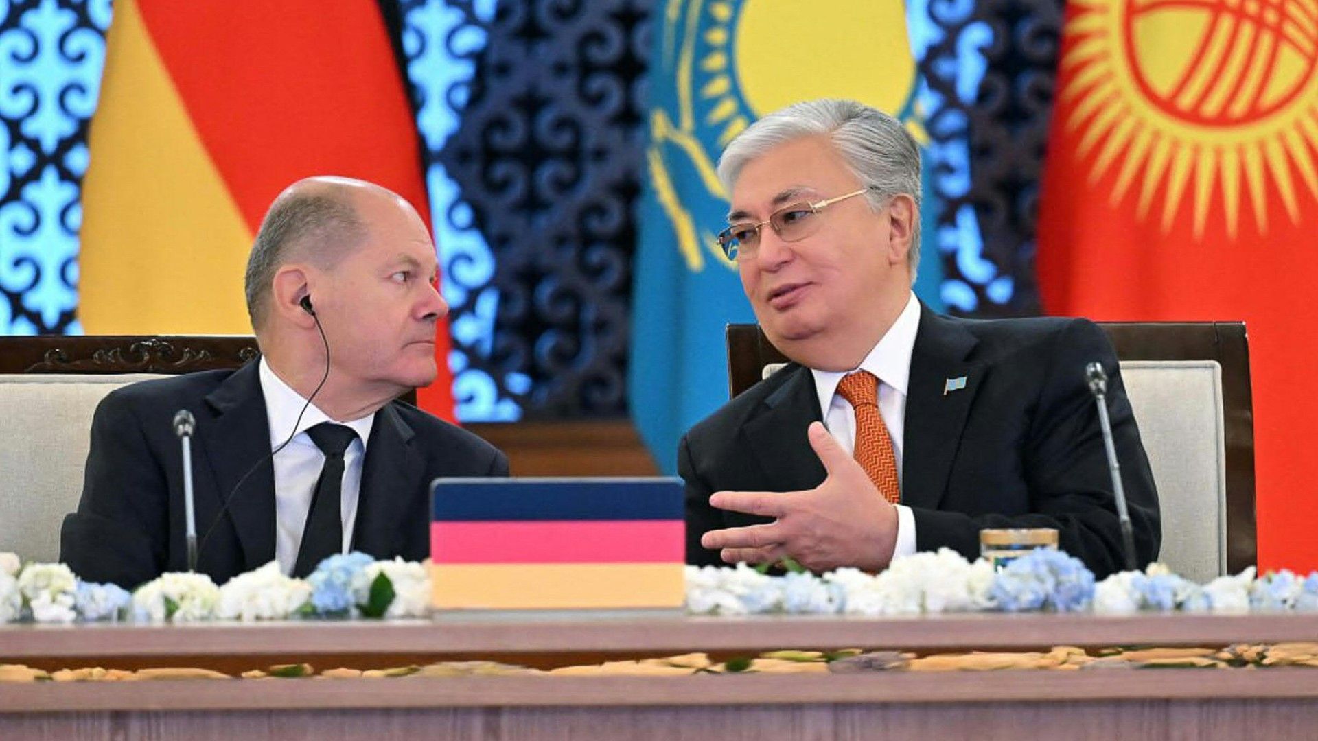Zentralasien setzt auf Deutschland - Scholz sichert Unterstützung zu - Video