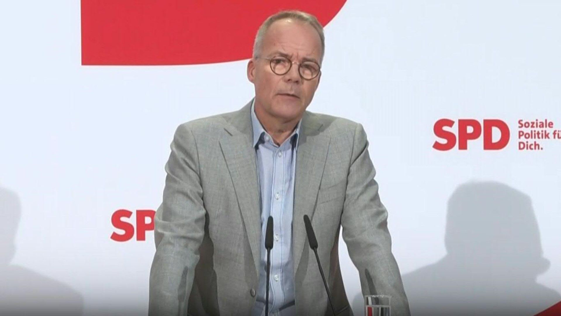 SPD-Generalsekretär fordert Hilfe der Union ein