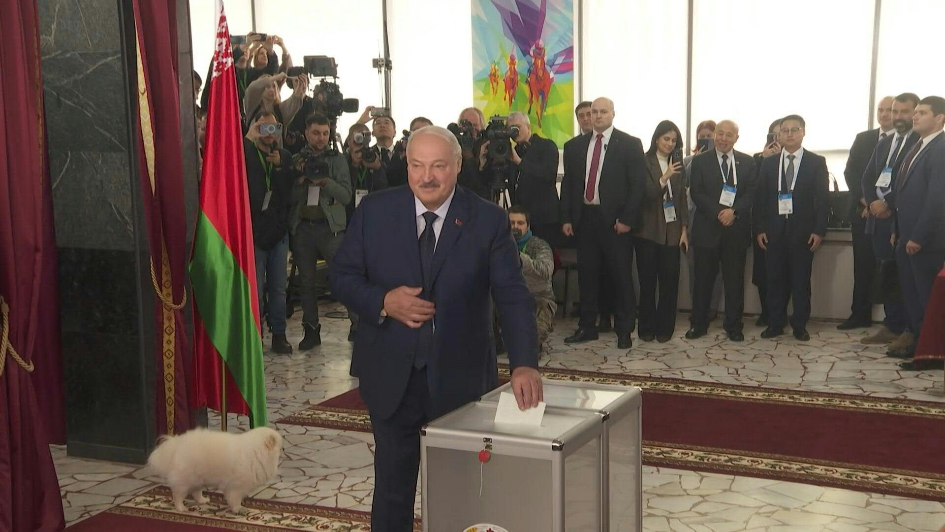 Belarus strongman Lukashenko votes in election to extend 30-year reign