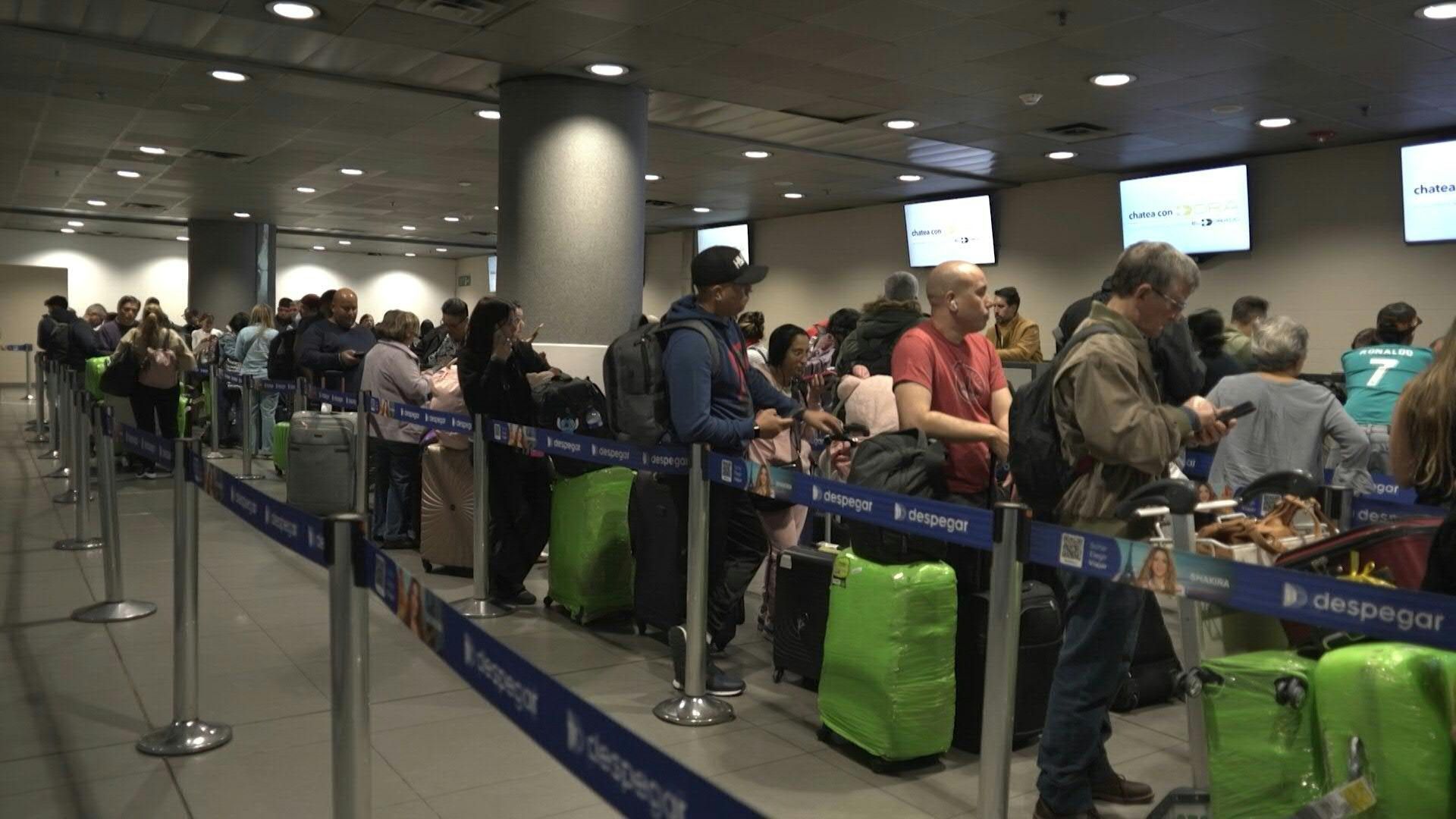 Passengers-stranded-at-Bogota-airport-as-Venezuela-suspends-flights