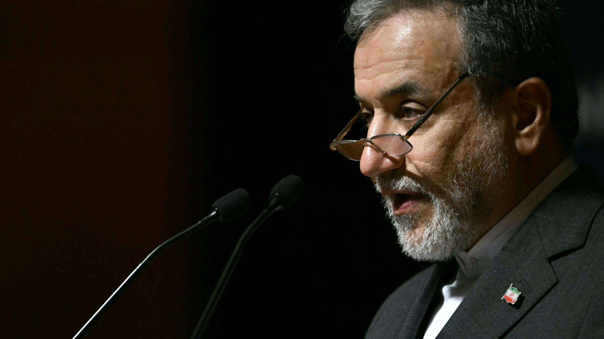 Foreign Minister: Iran will respond to US attack 