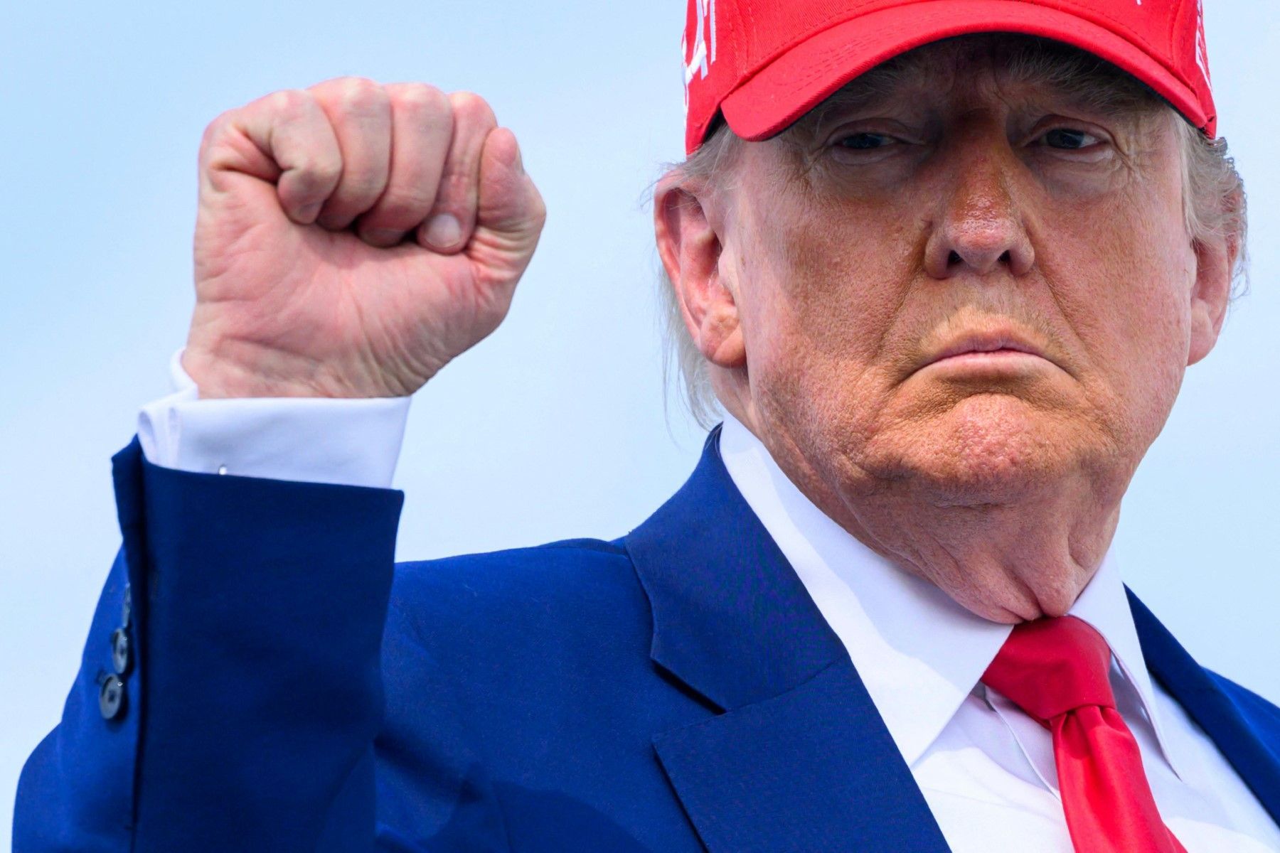 “MIGA”: Trump schließt “Regimewechsel” im Iran nicht aus