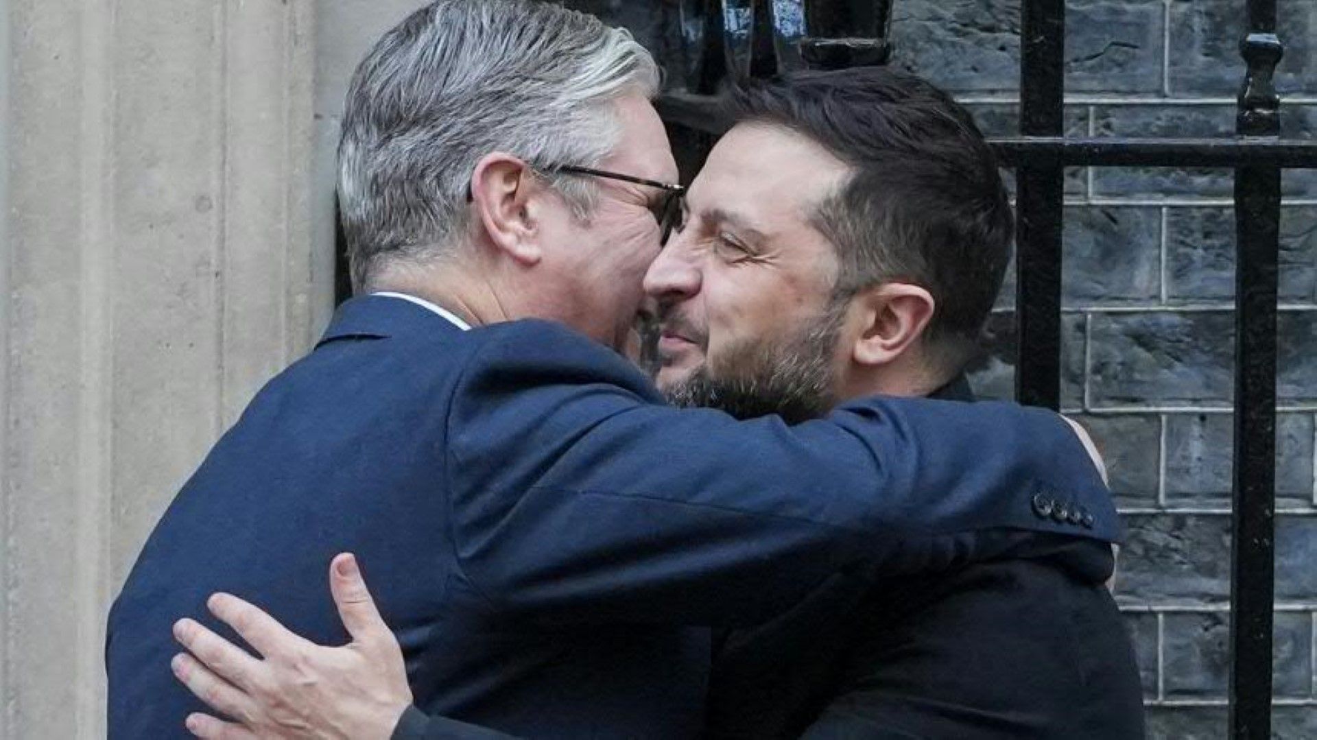 Selenskyj bei Treffen der „Koalition der Willigen“ in London
