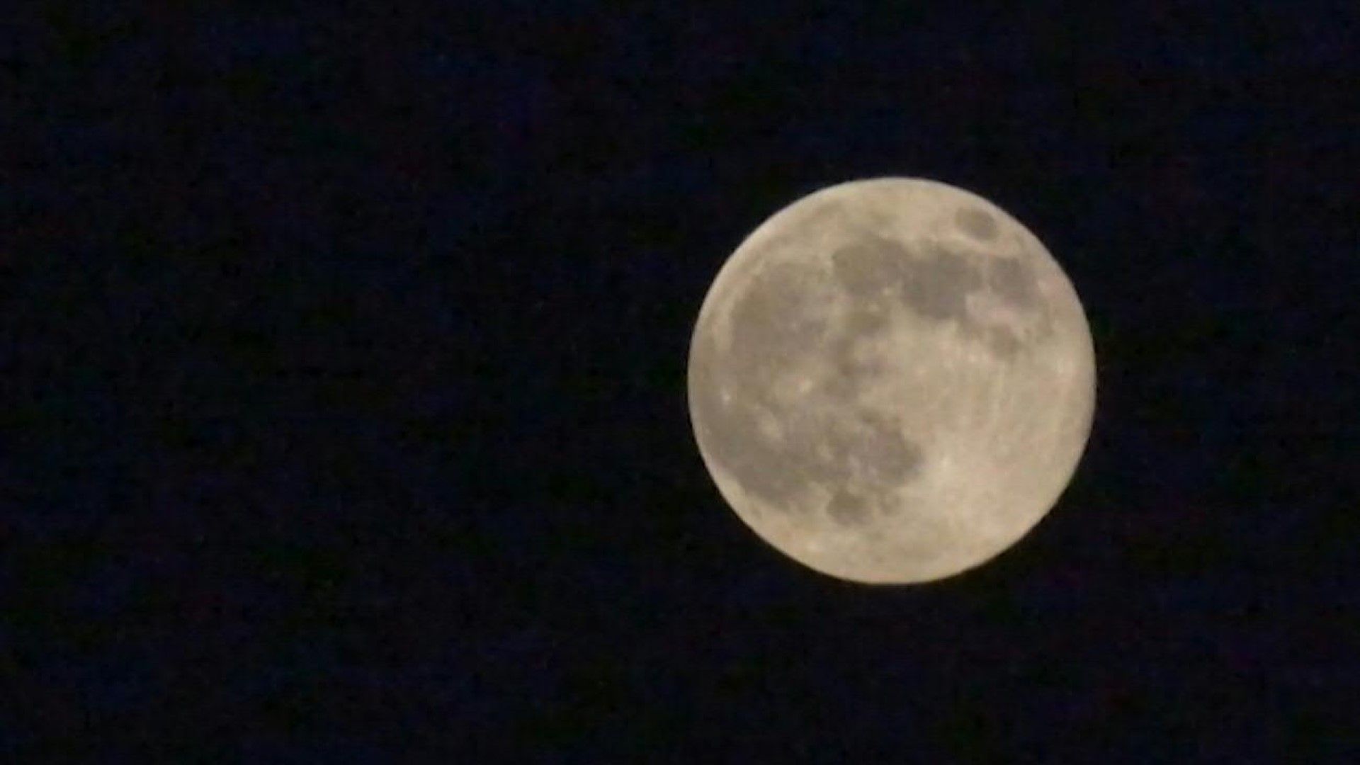 Supermoon rises over Cypriot capital
