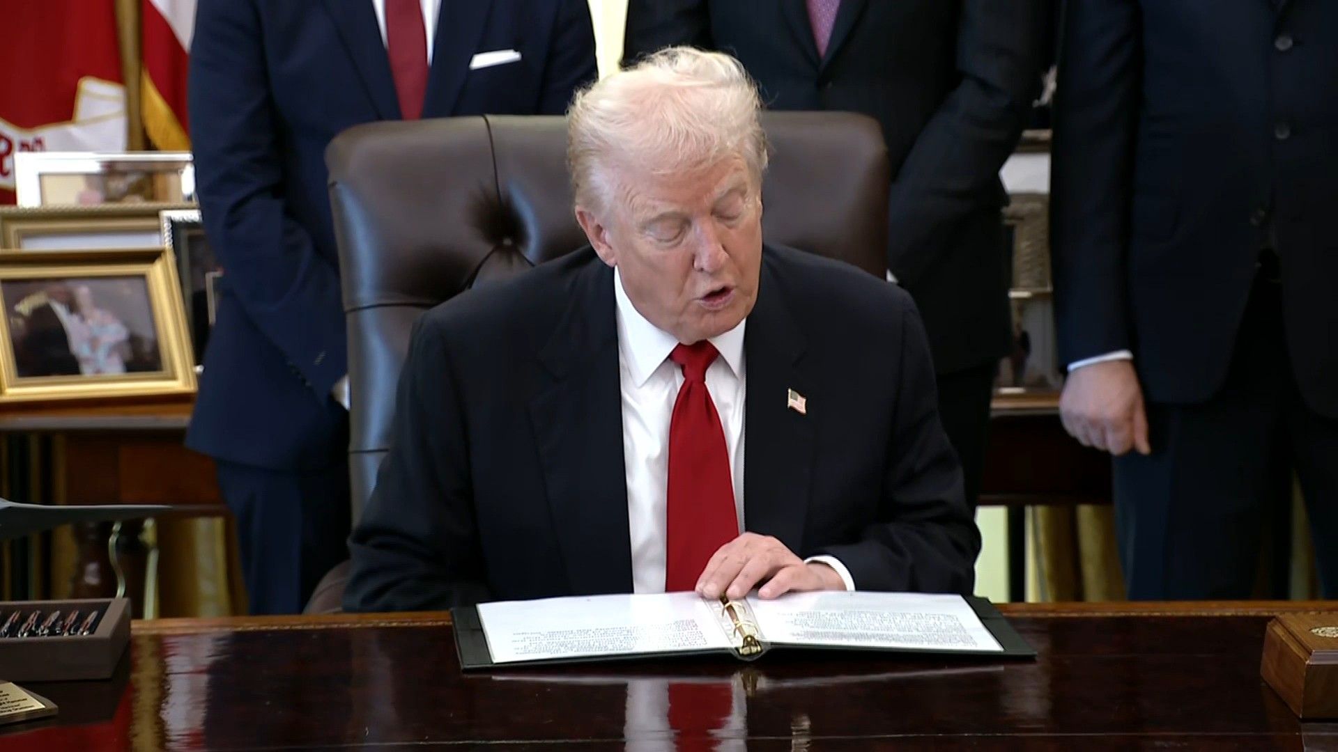 Trump unveils deals to lower costs of some weight-loss drugs