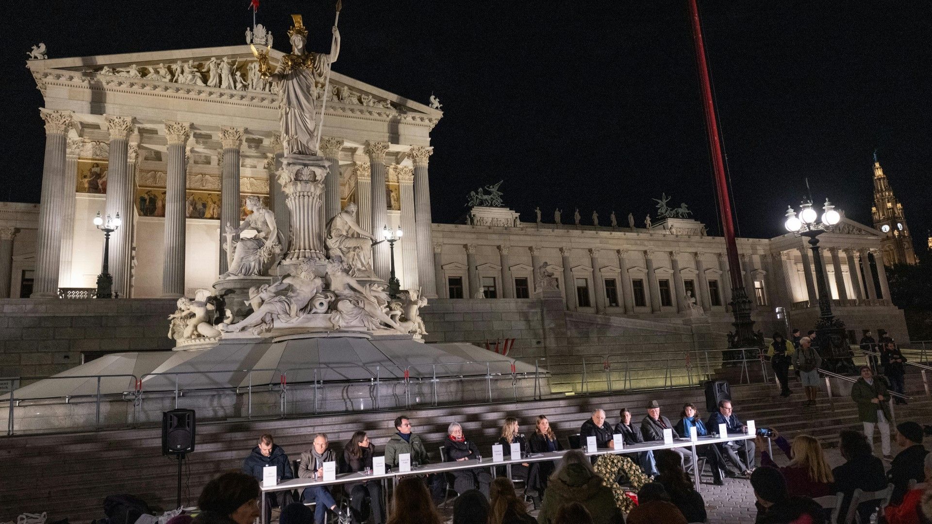 Wien: Protest gegen Ehrung von Ex-NSDAP-Mitglied Dinghofer im Parlament