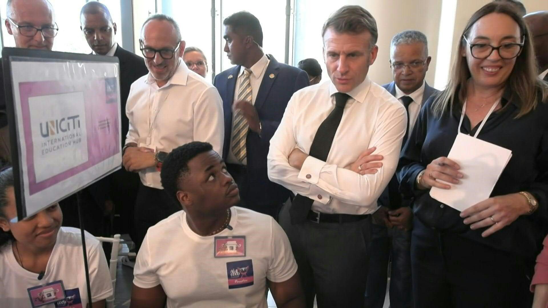 Macron meets youth to talk AI during visit to Mauritius
