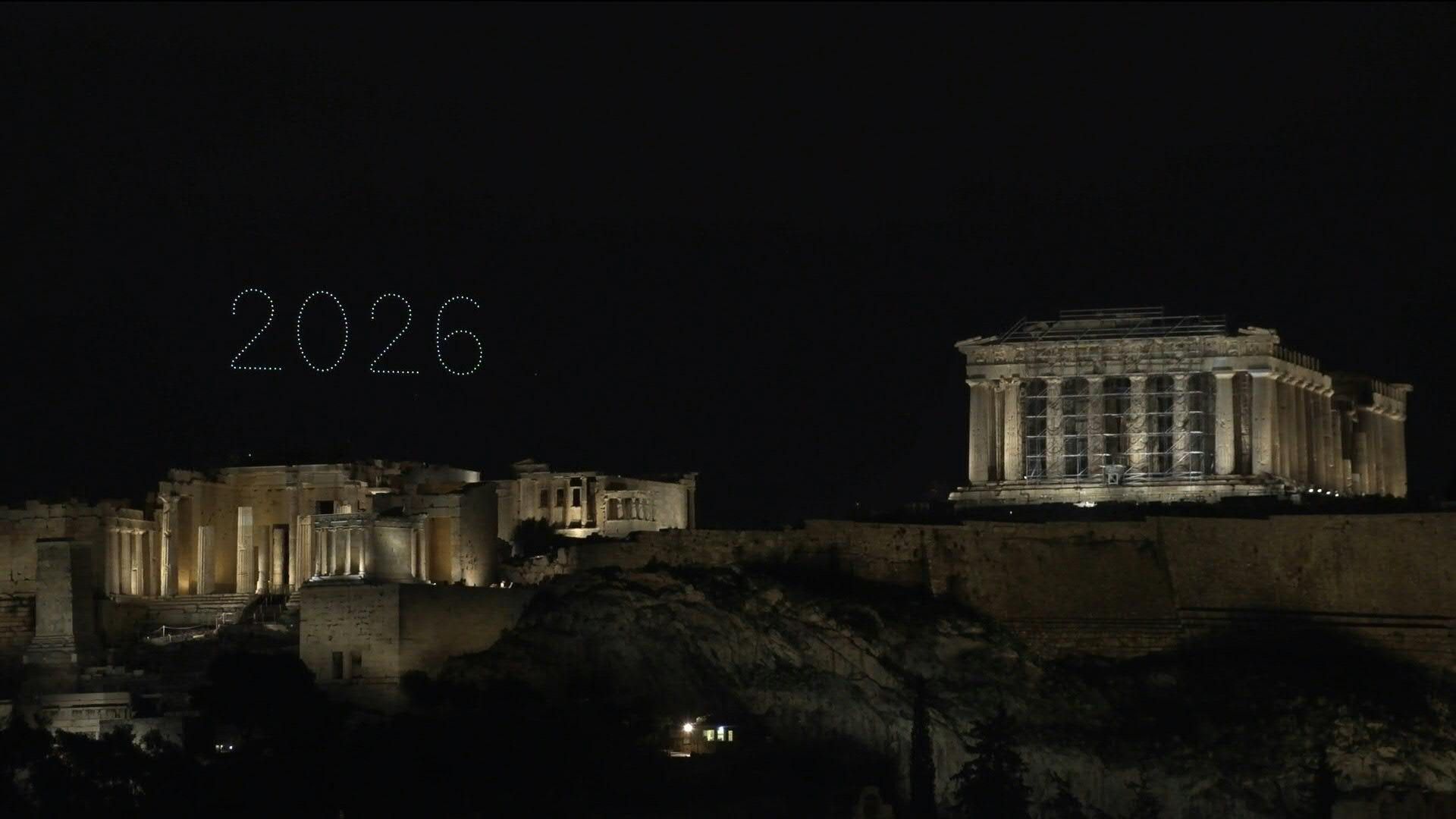 Video: Athens celebrates 2026 with New Year drone show and fireworks over the Acropolis