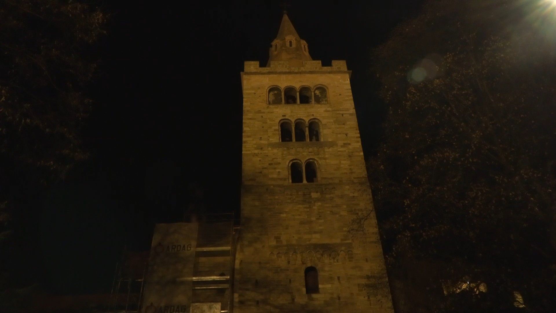 Video: Bells ring at Notre Dame de Sion cathedral in homage to victims of deadly Swiss fire