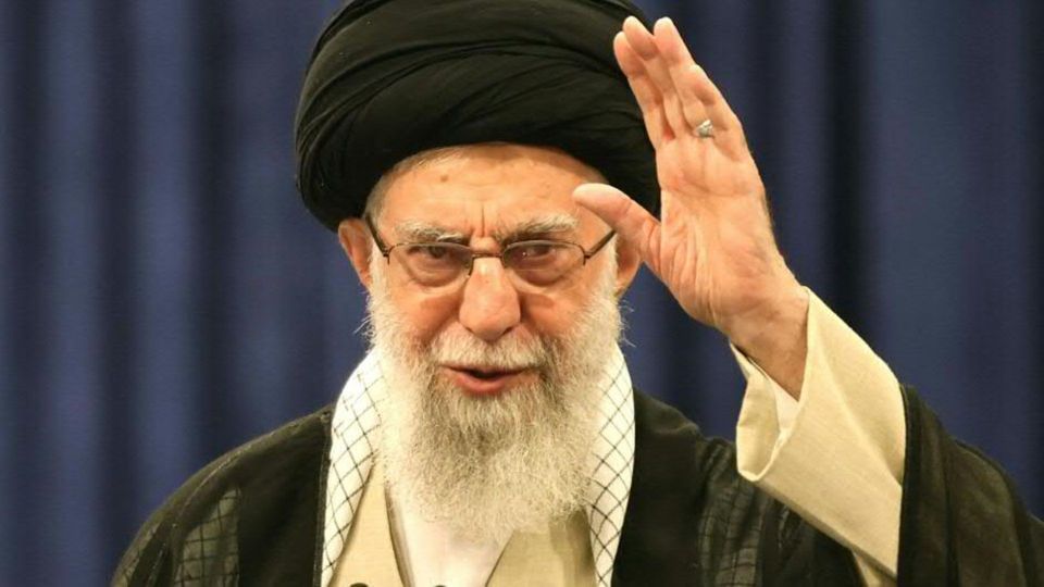 Ali Chamenei: Vom Revolutionär zum Hardliner