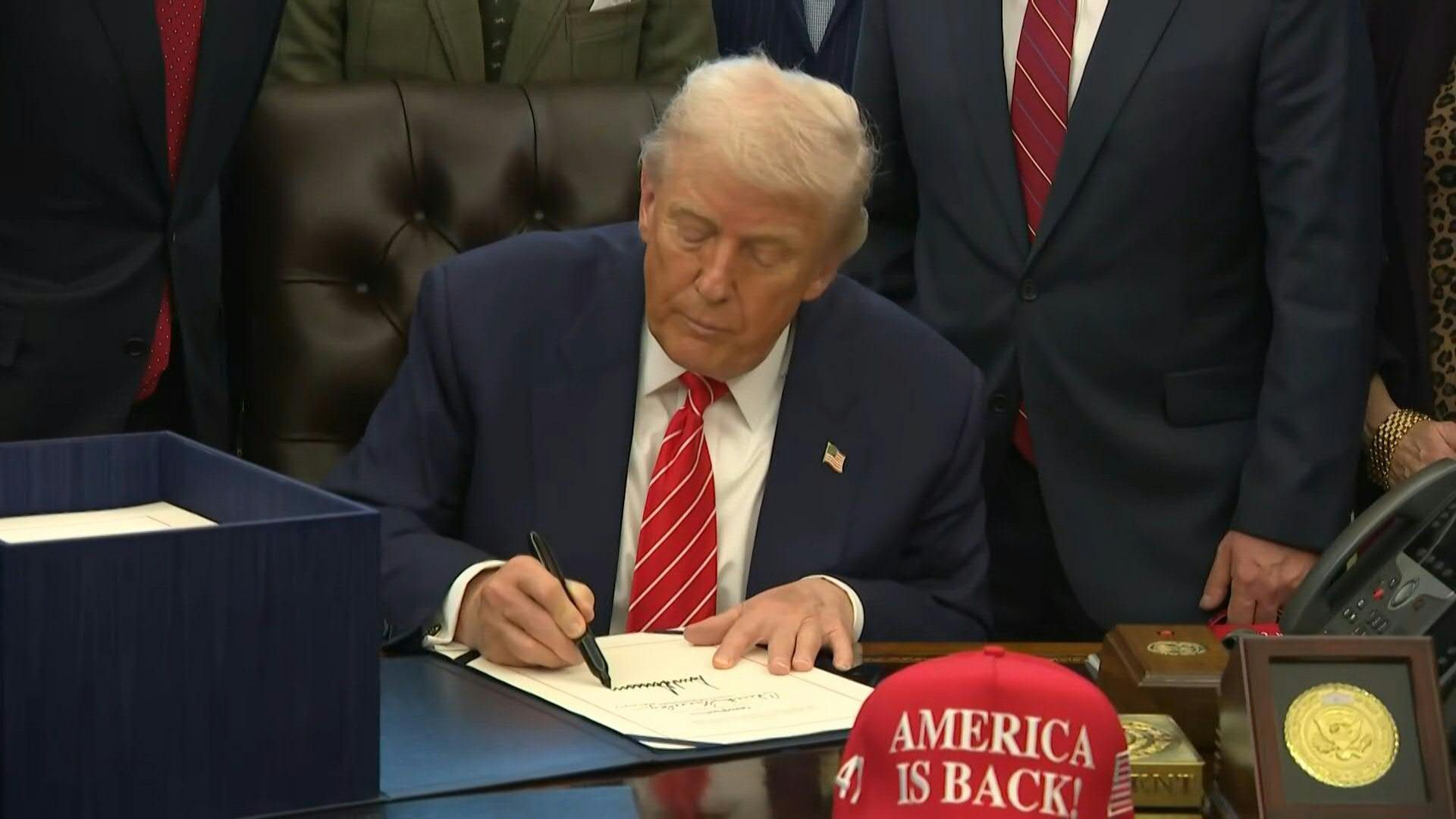 Video: Trump signs spending bill ending partial US government shutdown