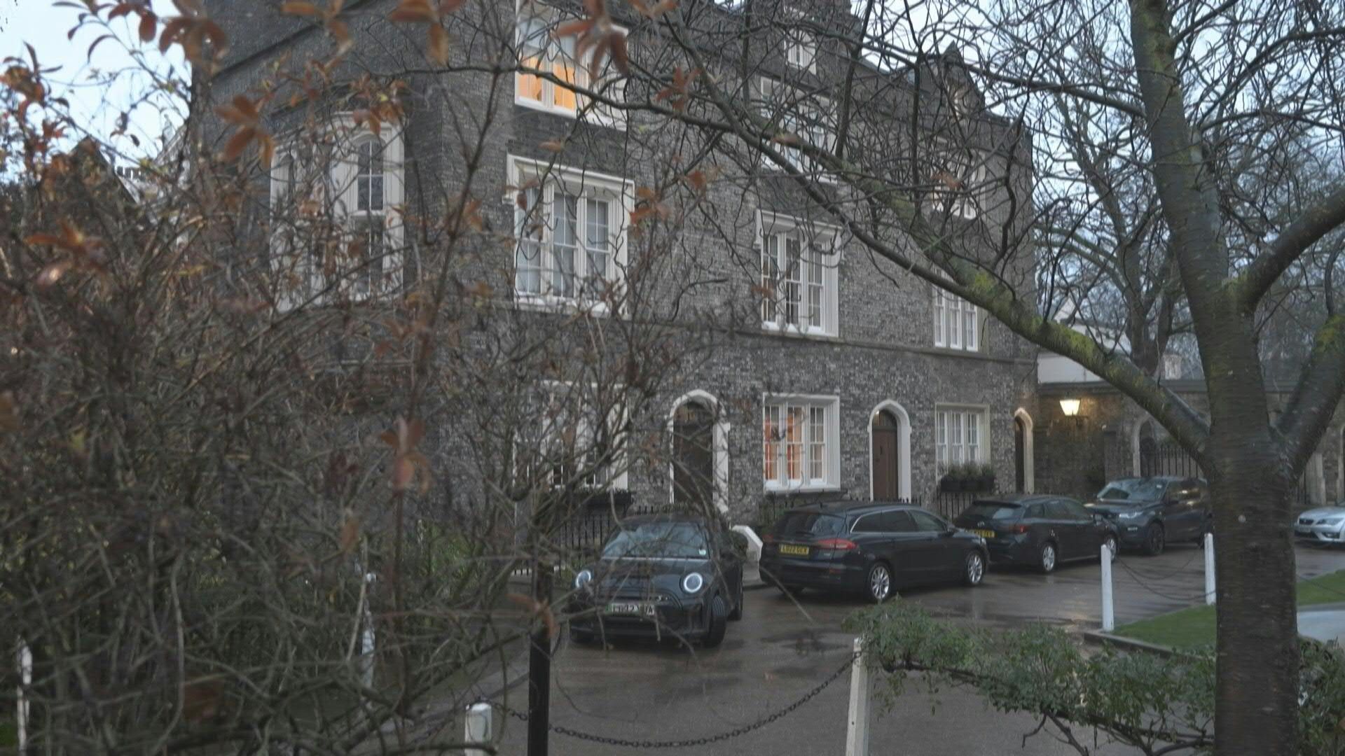 Video: UK police search Mandelson house in Epstein revelations probe