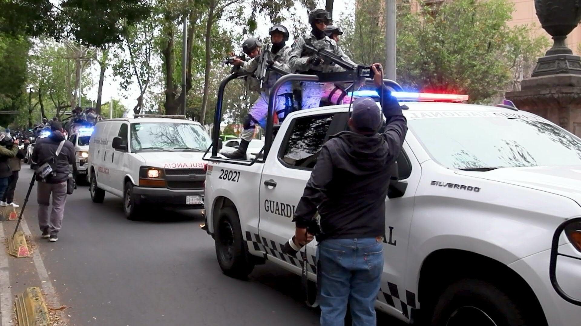 Video: National Guard convoy arrives at AG office after Mexico top drug leader killed