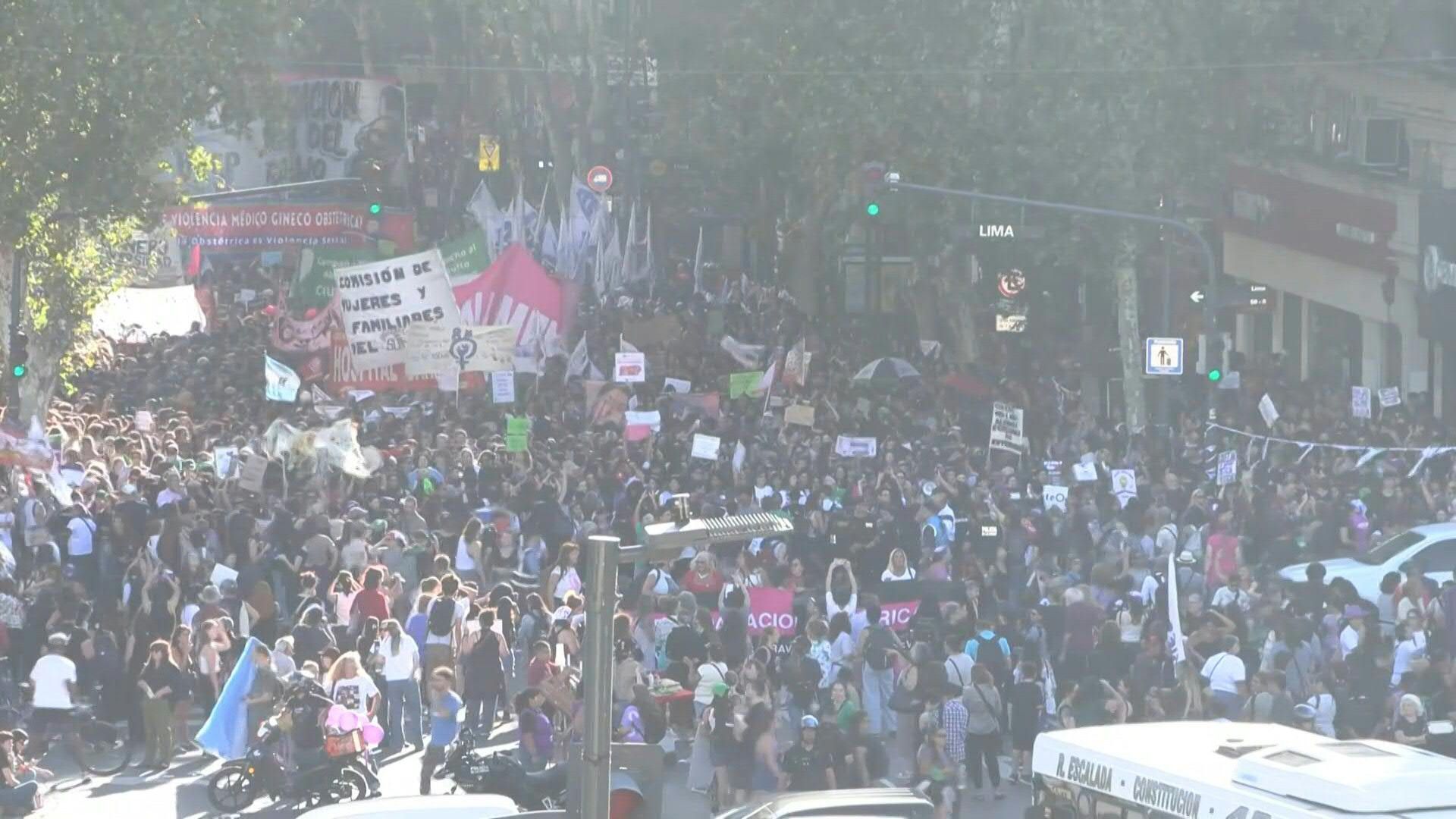 Video: Argentines march for International Women's Day against Javier Milei's government