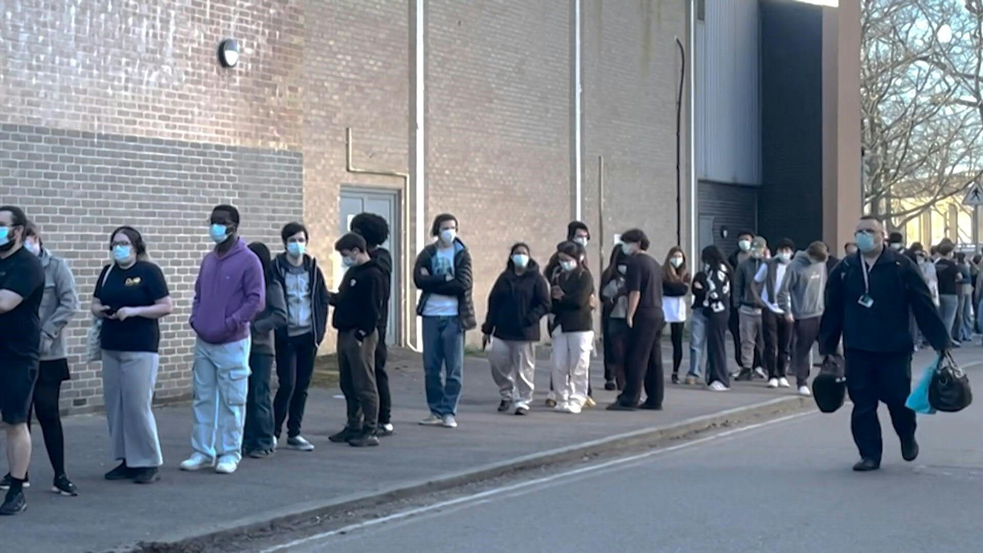 Video: Hundreds of students queue for meningitis vaccines in southeast England
