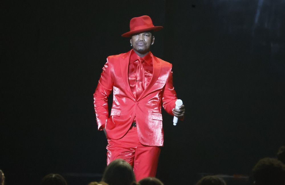 Polyamorous Ne-Yo has 'phenomenal' love life