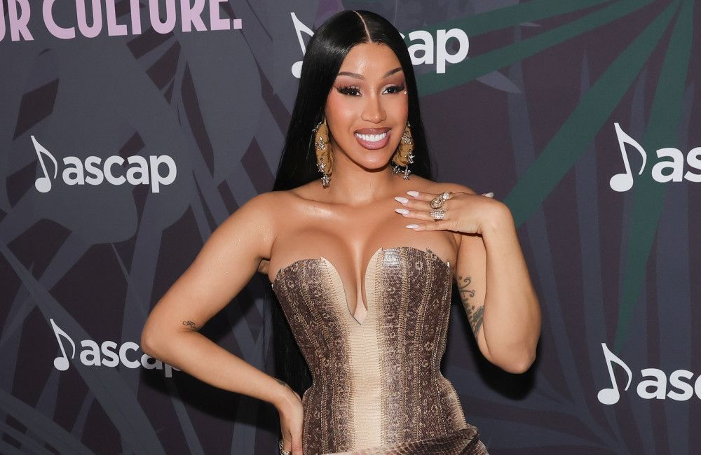 Cardi B bat Shakira um Rat wegen Trennung von Offset