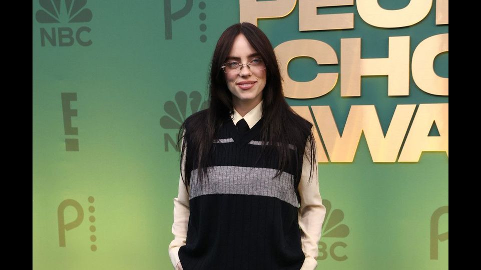 Billie Eilish: So veränderte Dating ihre Sicht auf Astrologie