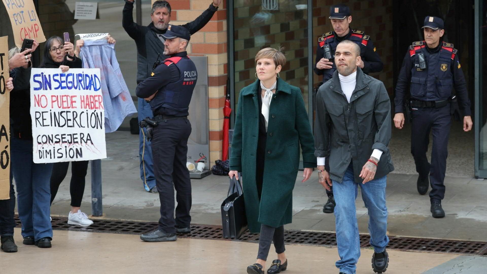 Video: Haftstrafe von Dani Alves aufgehoben: Urteil eine "Reihe von Mängeln"