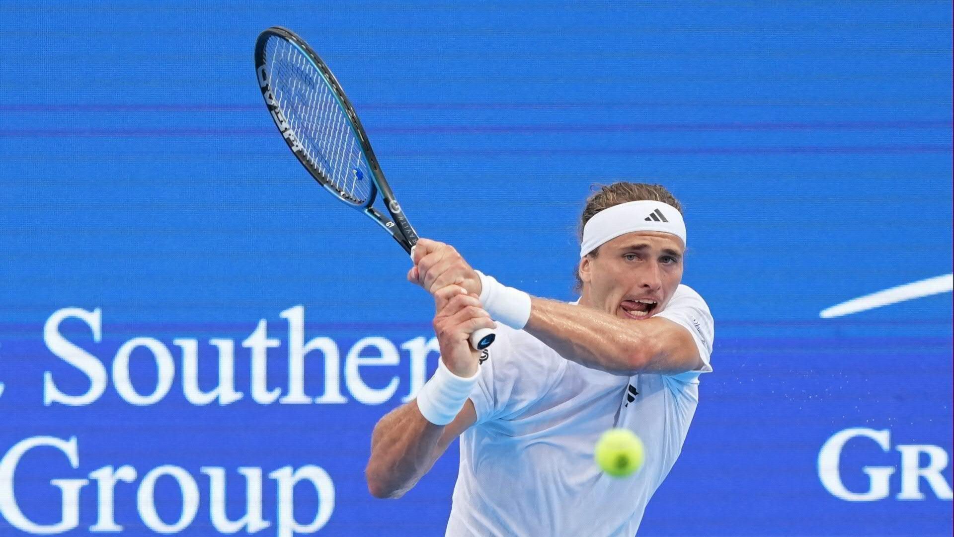 Zwei Siege an einem Tag: Zverev marschiert ins Viertelfinale