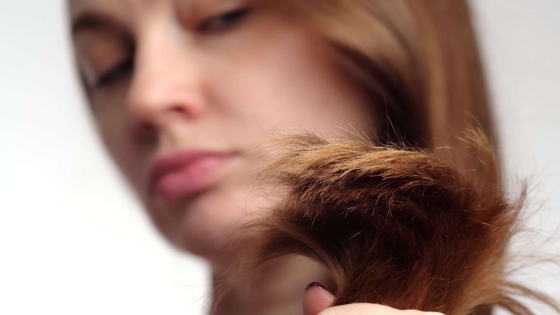 Schöne Haare: Diese drei Haushaltsmittel helfen bei strapaziertem Haar