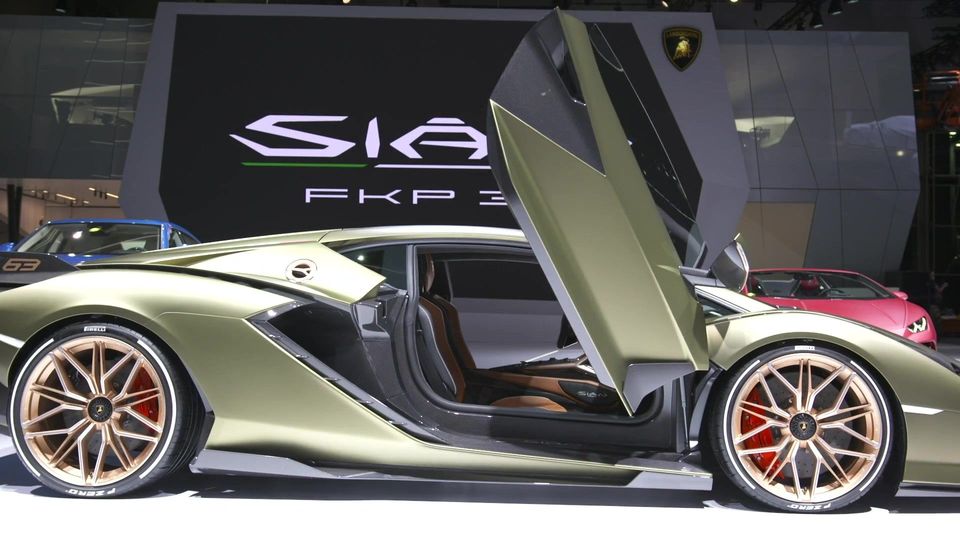 Lamborghini Sian Fkp 37 Interior Design