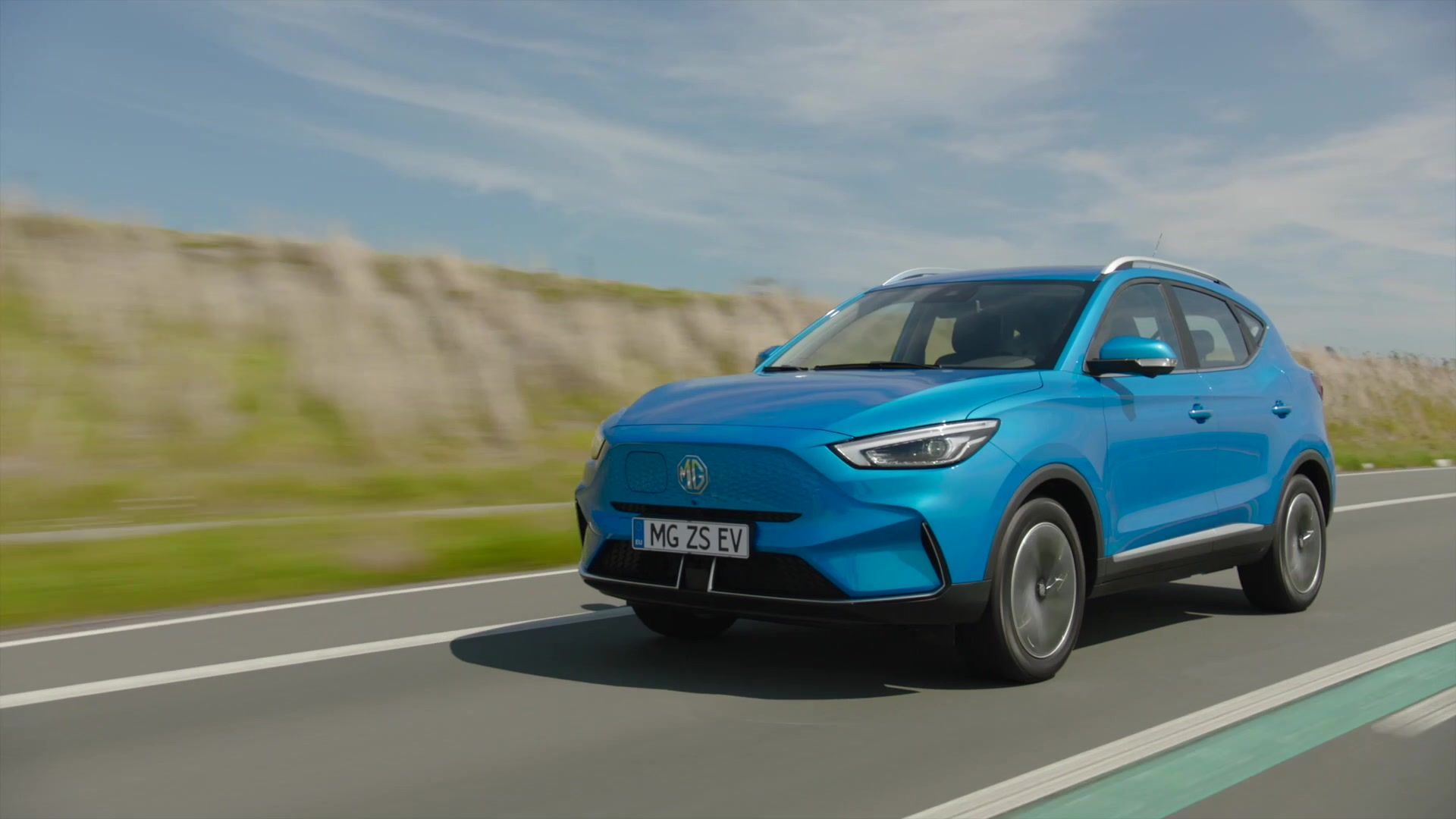 The New Mg Zs Ev Driving Video