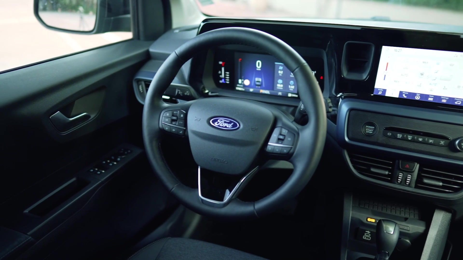 Der Neue Ford Tourneo Courier - Der Innenraum macht das Leben leichter