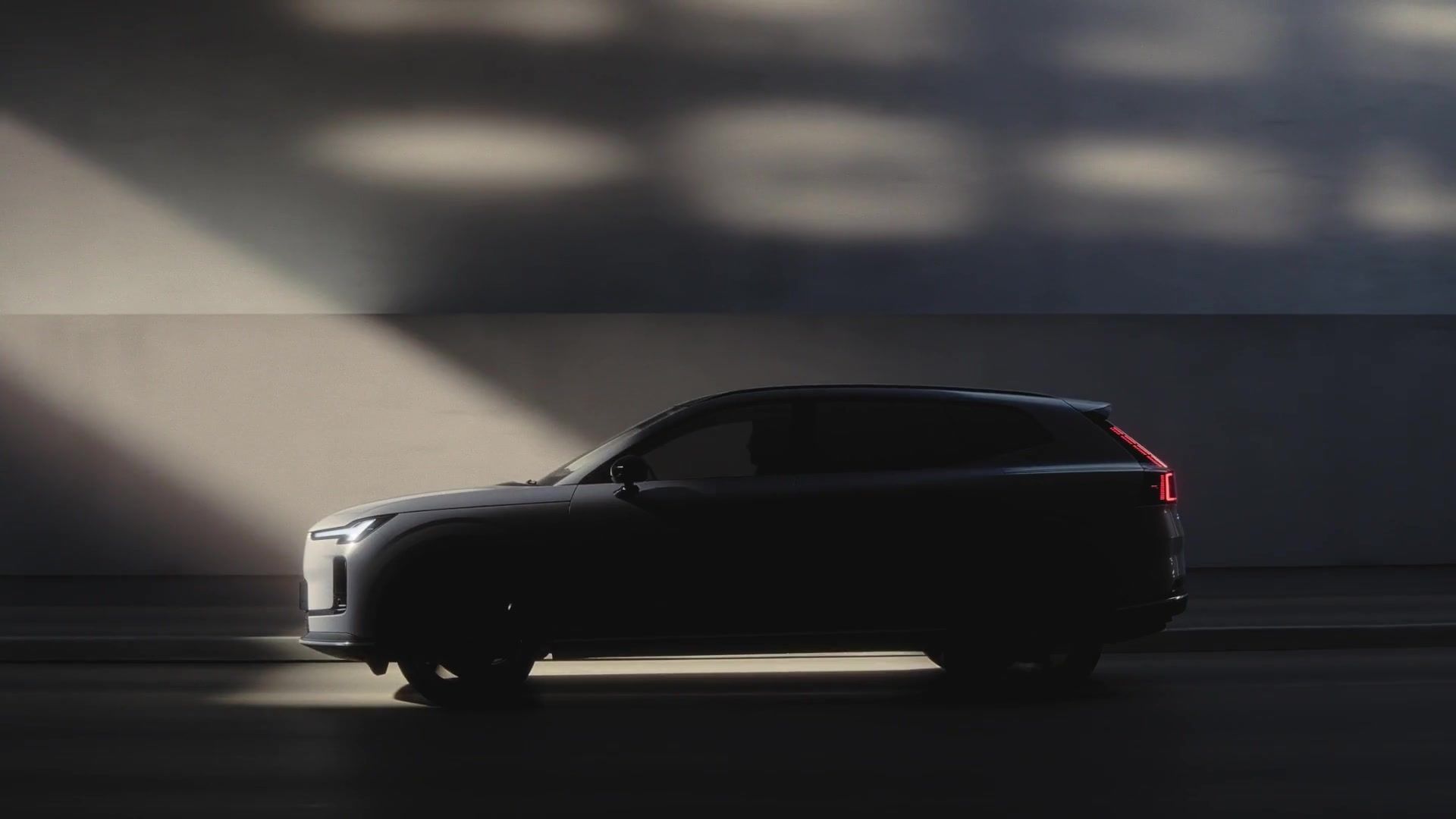 El nuevo Volvo XC70 - El primer híbrido enchufable de Volvo con mayor autonomía