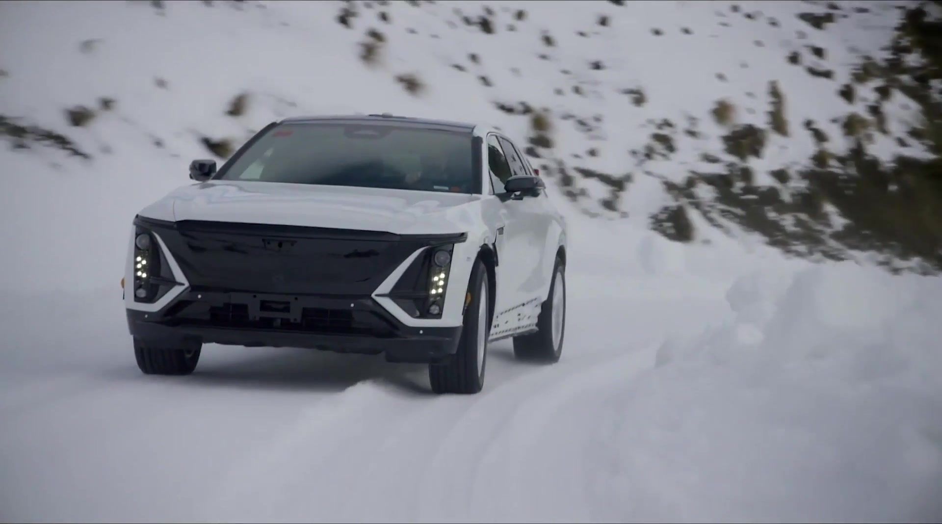 Cadillac LYRIQ Wintertest
