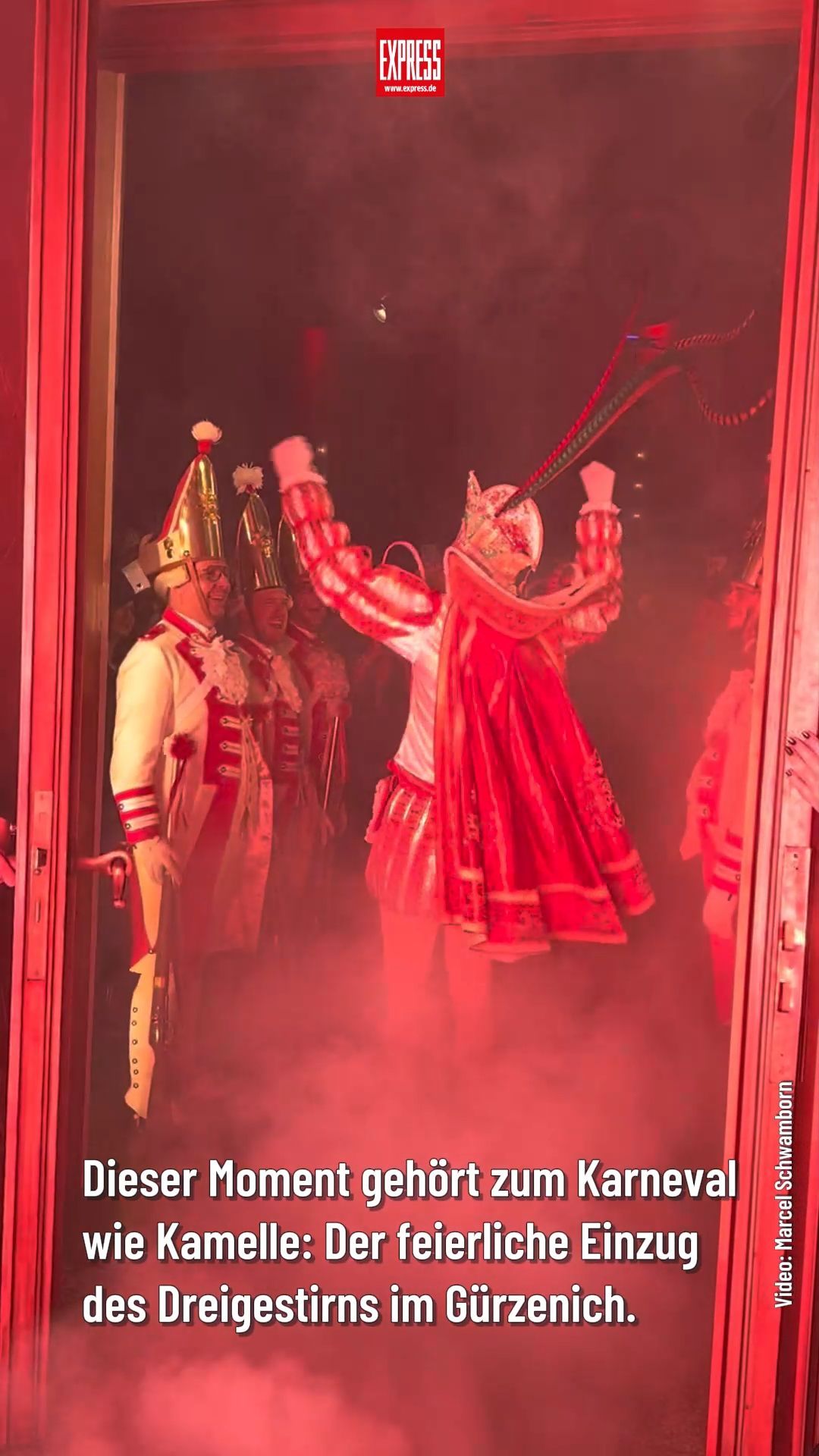 K-lner-Prinzenproklamation-Feierlicher-Einzug-des-Dreigestirns