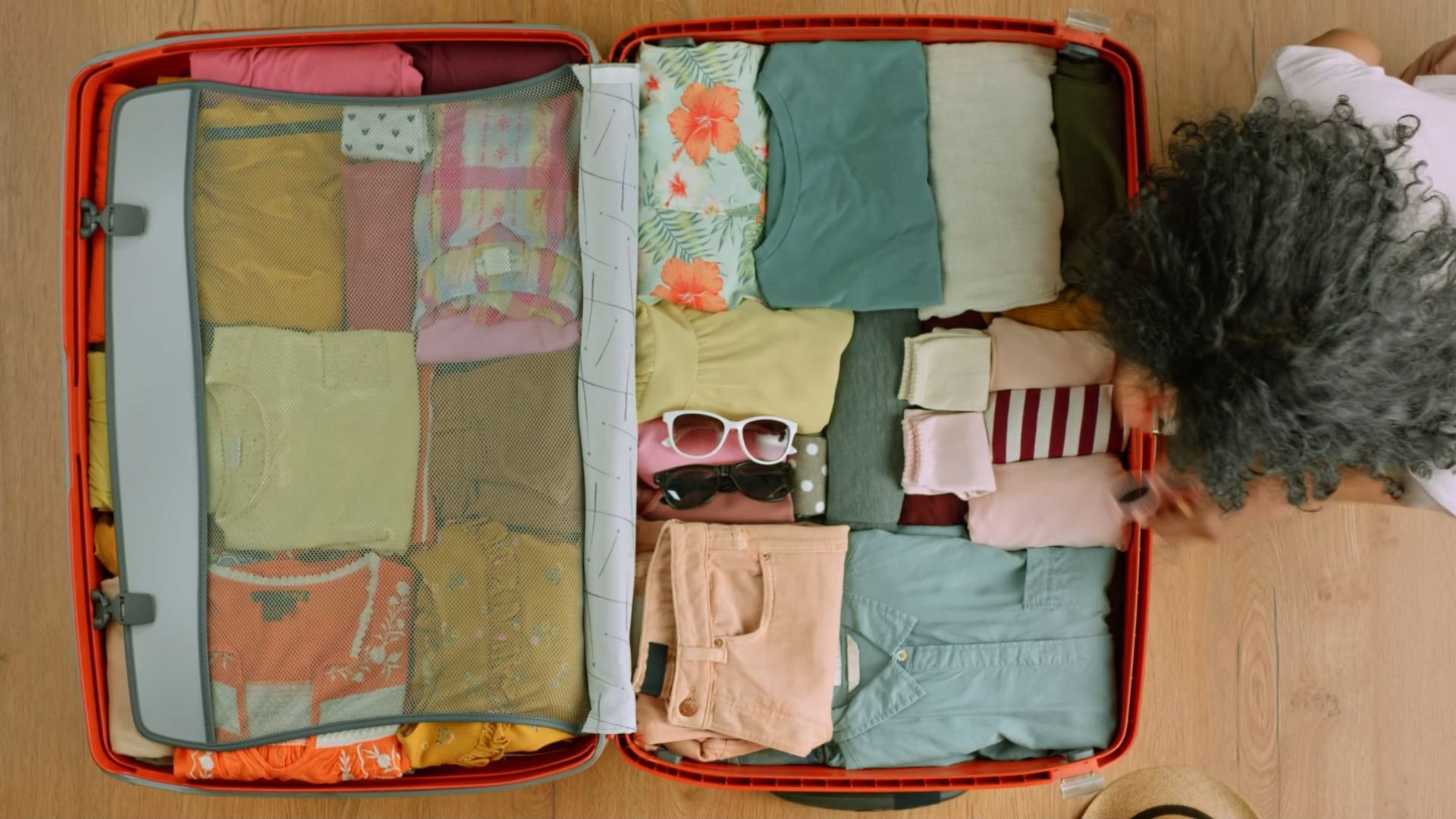 Kofferpacken für den Urlaub: 6 Tipps, wie du maximal Platz sparen kannst