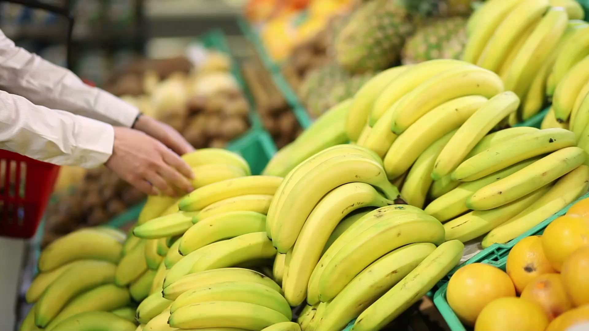 Mit diesem simplen Trick halten deine Bananen viel länger
