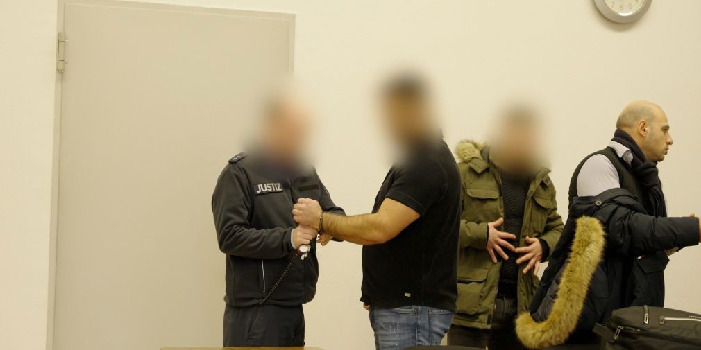 Video: Nach Schlägerei und Messerangriffe an ROMO: Zwei Angeklagte vor Amtsgericht