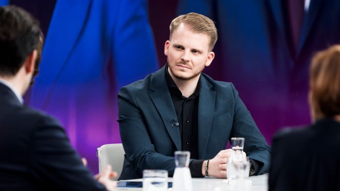 SPD-Secretary General Klüssendorf gets into a tight spot on Maybrit Illner: 