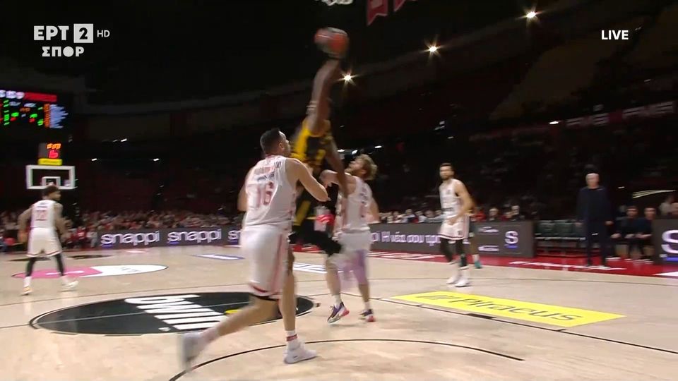 Τρομερή ασίστ του Γκρέι και τρίποντο ο Κουζμίνσκας (VID)