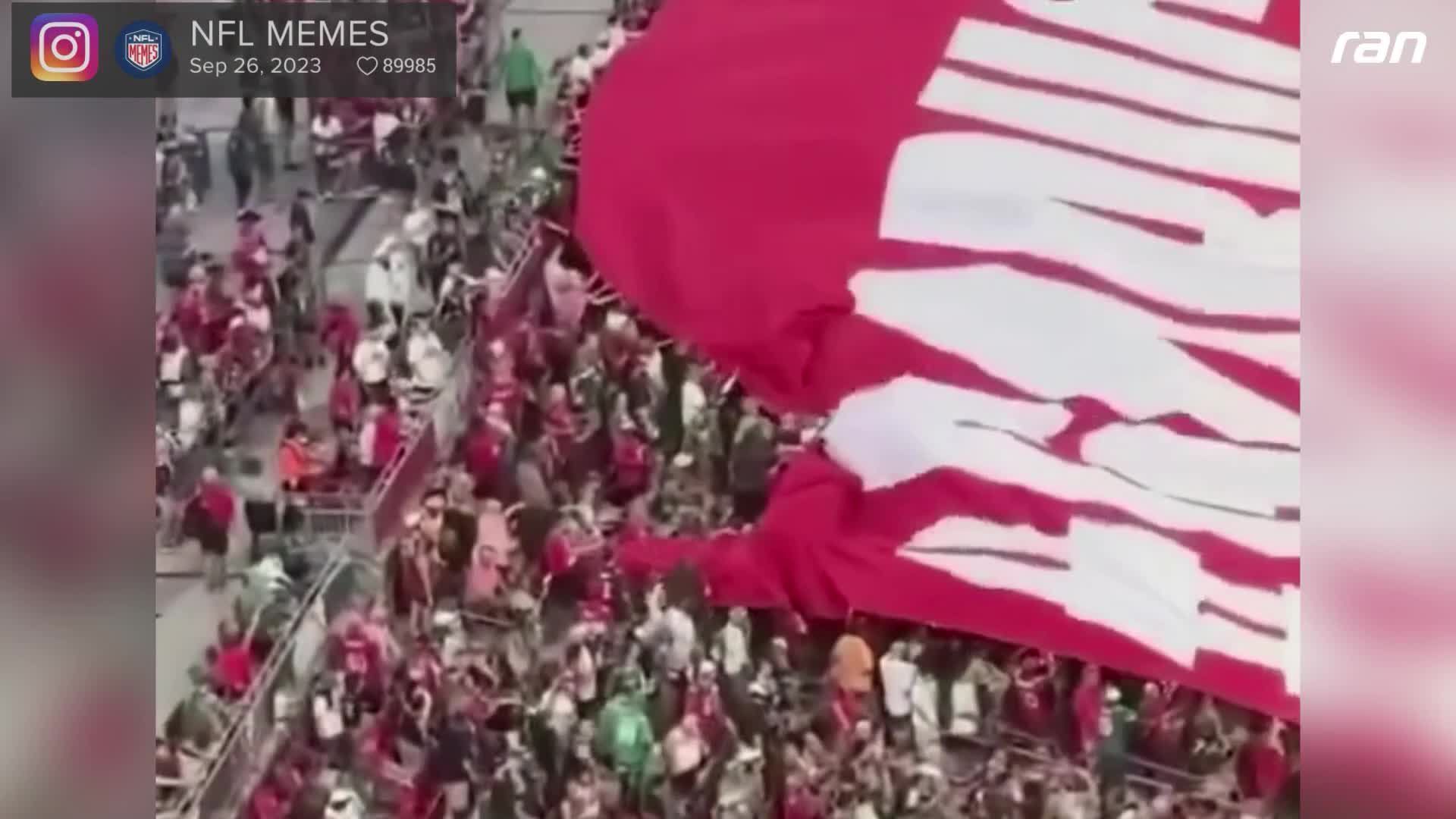 Eagles-Fans blockieren Banner im Bucs-Block