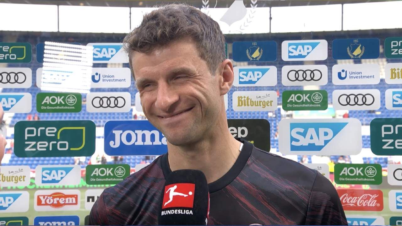 FC Bayern: „Alle lieben mich!“ Thomas Müller schmunzelt