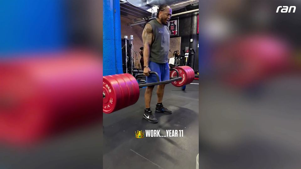 NFL: Vollmaschine! Derrick Henry trainiert mit Mega-Gewichten