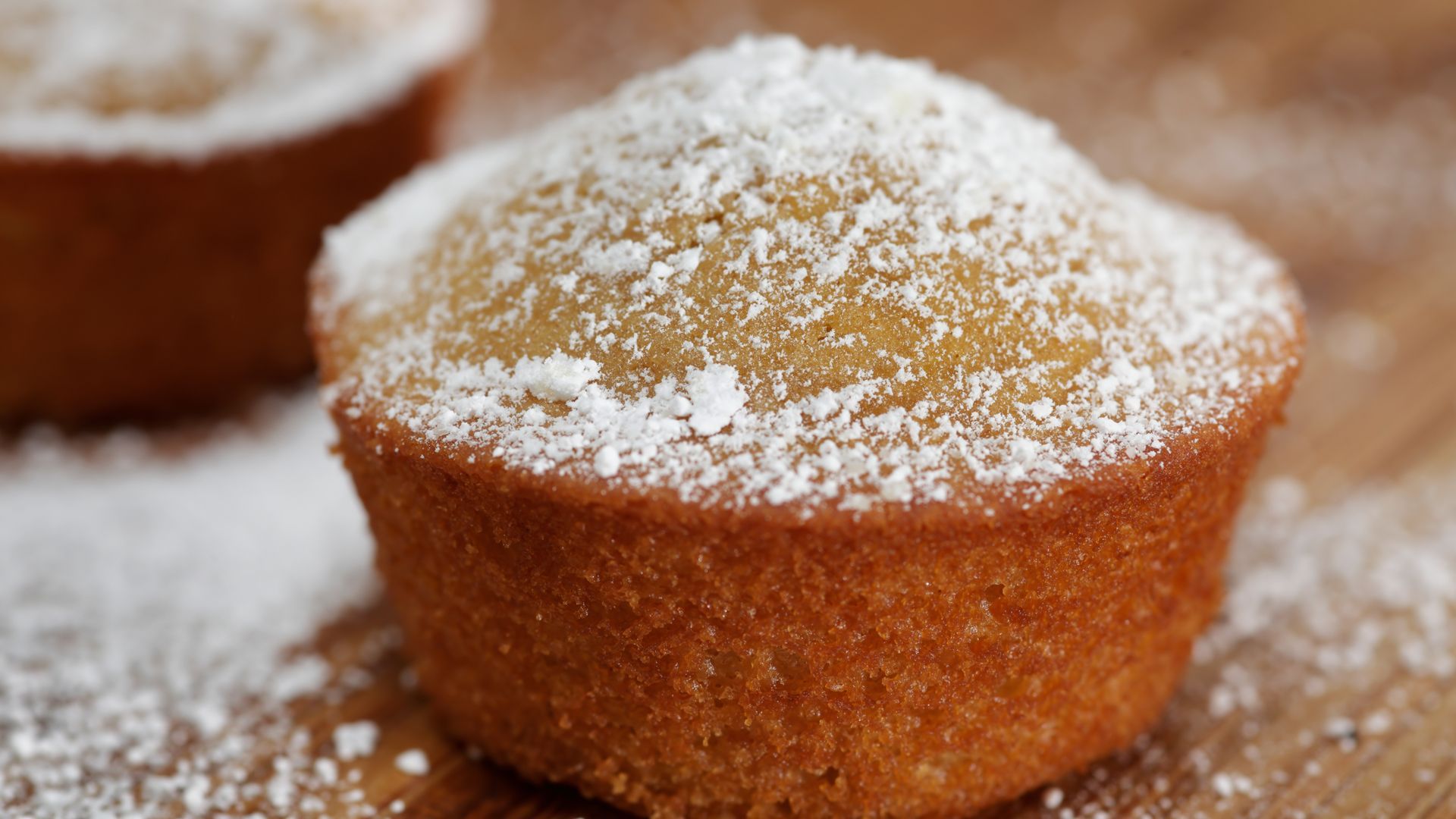 Süße Überraschung: Weihnachts-Muffins mit Schoko-Kern selber backen